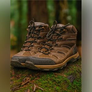 Eddie Bauer Men Brown Leather Lace Up Outdoors Boots sz 10.5 Hiking Fishing Work